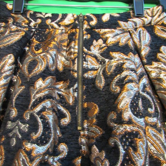 Gianni Bini Multi-Metallic Brocade Skater Skirt - Picture 7 of 7